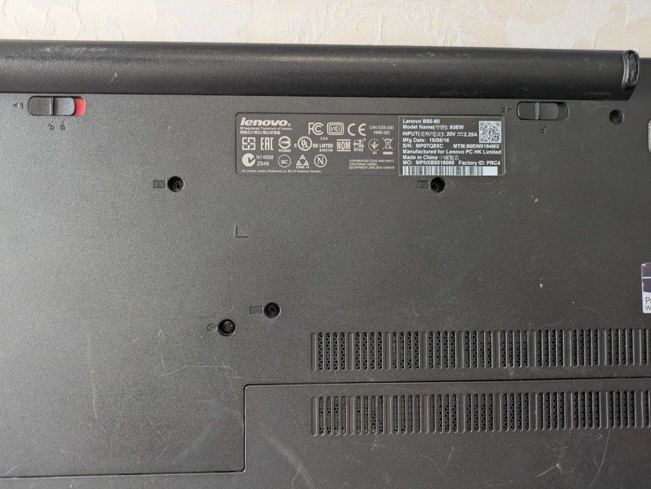 Laptop Lenovo i5 B50-80