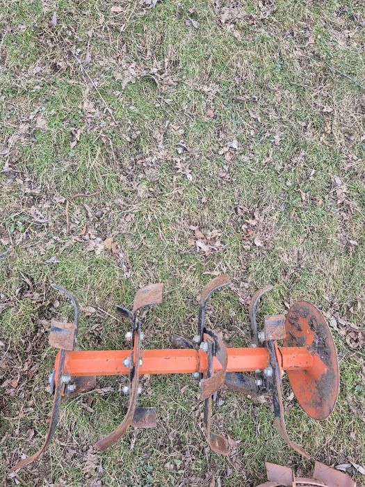 Set roți,freze pentru motocultor ruris 13 cai și plug mod +coarnele