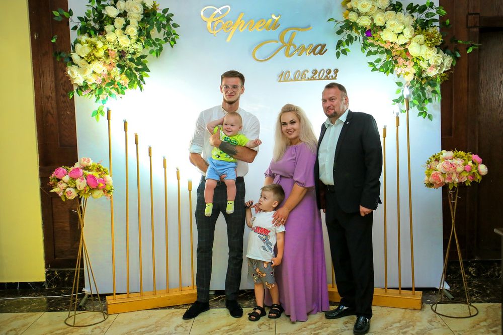 Тамада,ведущий на 2 часа.