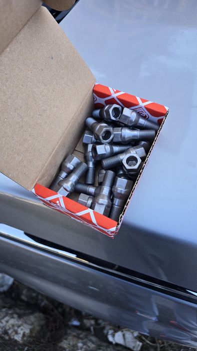 Джанти  Dezent 18 5х108 с фтулки на 65.1