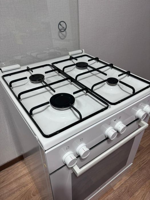 Продам газ плиту Bosch