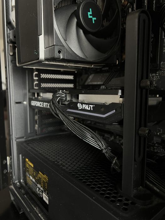 Настолен компютър | RYZEN 5 7600 | RTX 4060 | 32 RAM DDR5 | 2TB M2