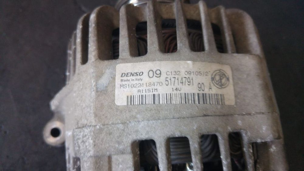 Alternator 1.4 b 843a1000 fiat idea 51714791