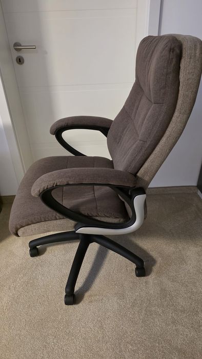 Scaun birou Claudia Momax