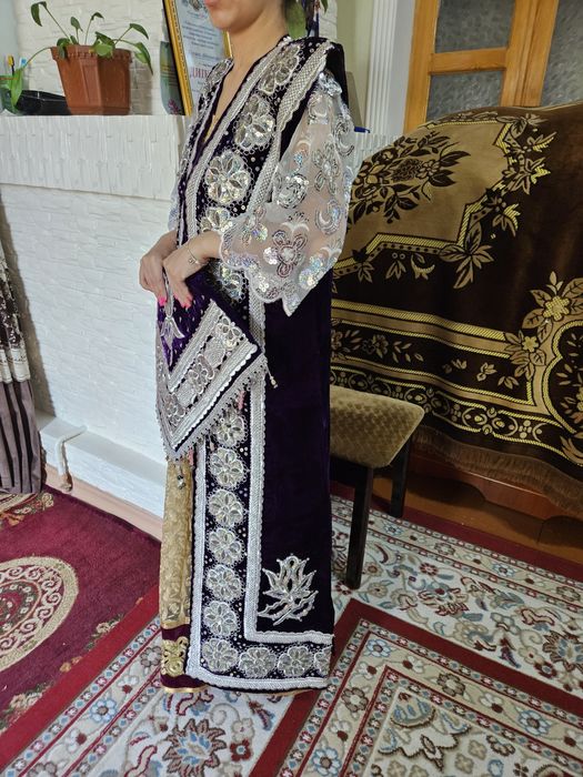 Келинлар либоси, зар халат