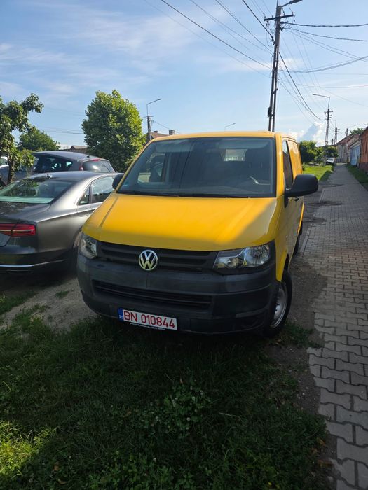 Vând VW T5 Facelift 79.200 Km reali.