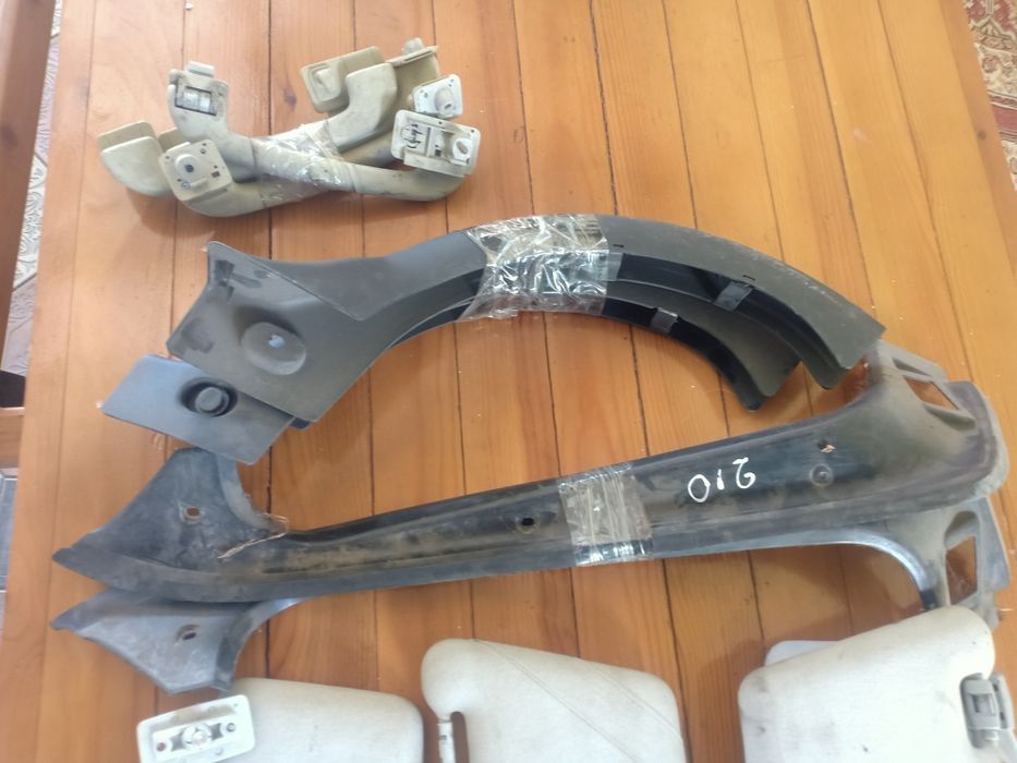 Зап салонные  Мерседес.210е.