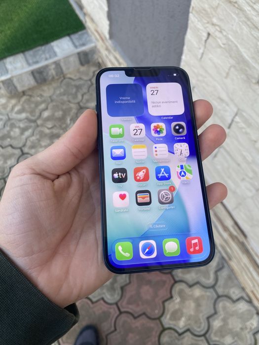 Iphone 13 dark baterie 87%