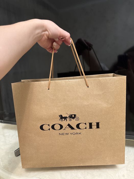 Сумка от бренда Coach