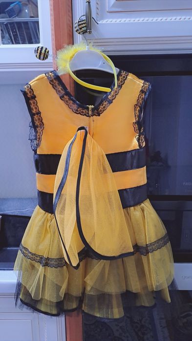 Продам новогодние костюмы