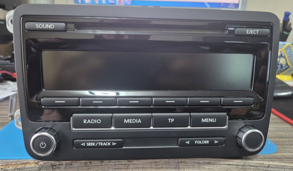 vw RCD 310 Bosch mp3 + code!