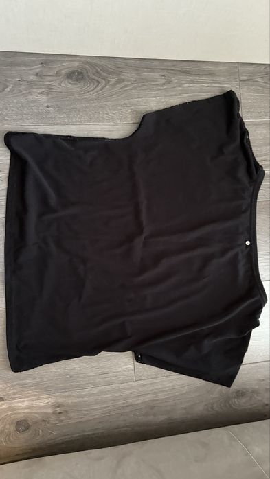 Черна тениска  с пайети р-р М