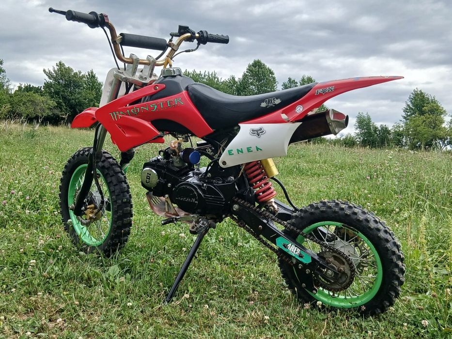 Vând cross 125cc (nu kxd,jrh,ultra,loncin)