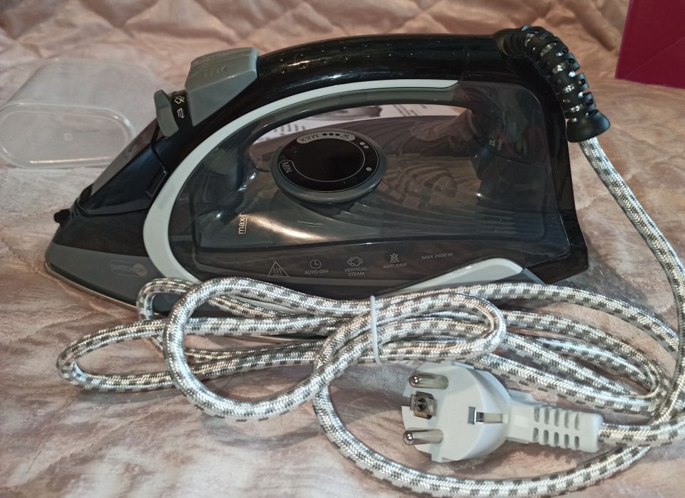 Нова парна ютия switch on