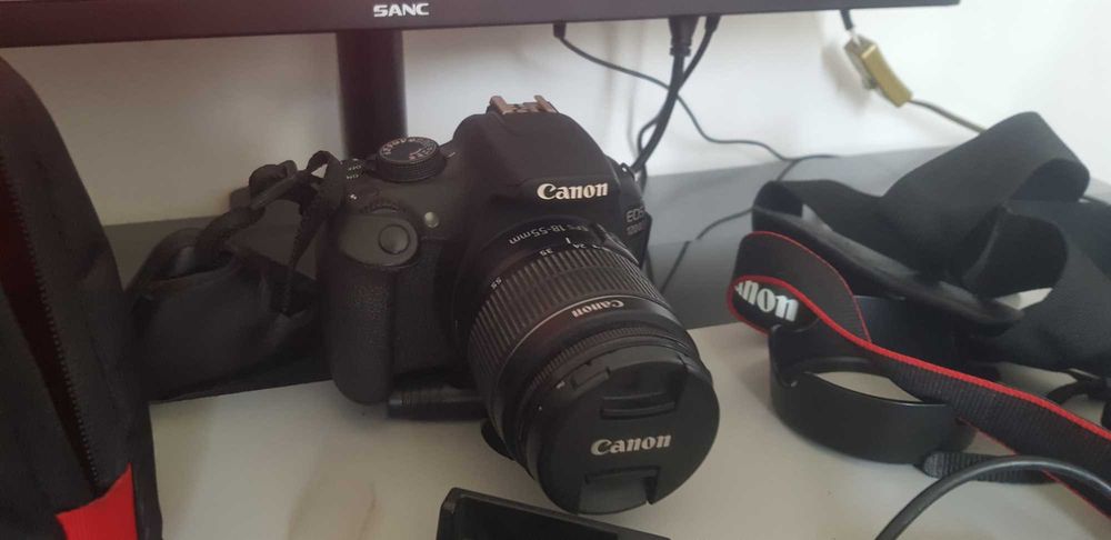 фотоаппарат canon eos 1200D