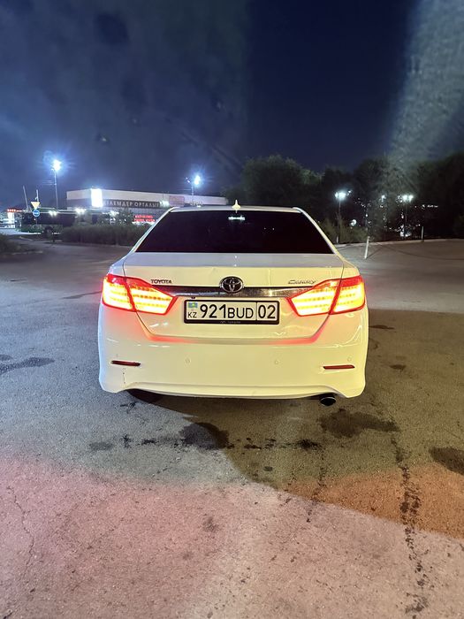 toyota camry 2013 год