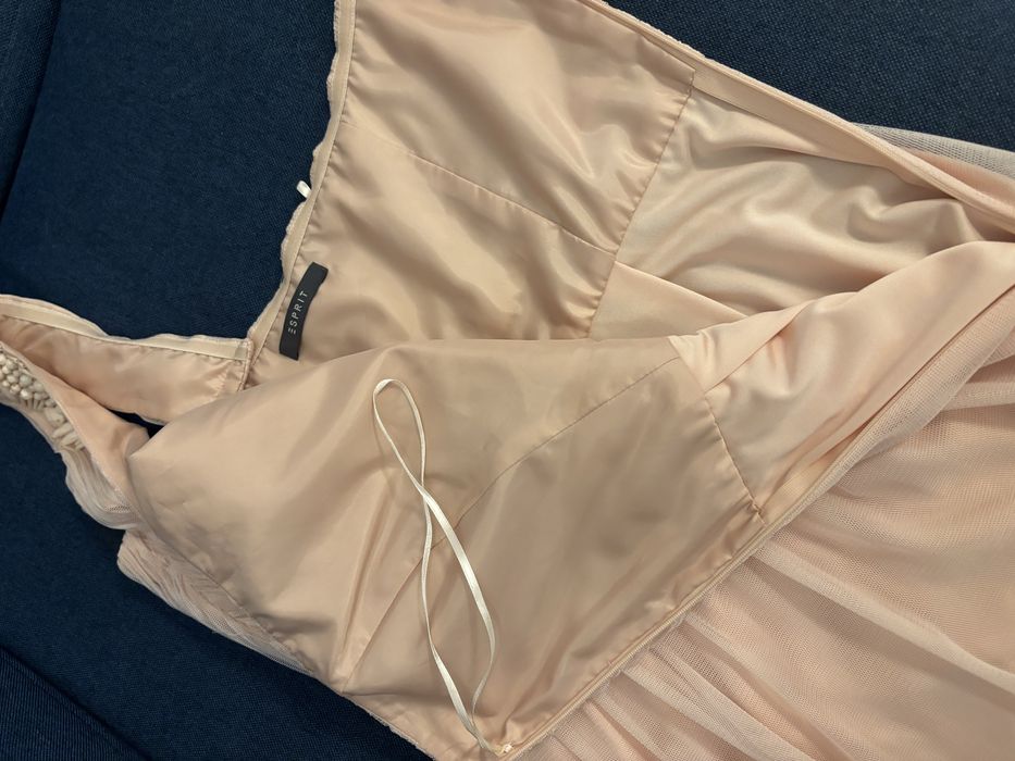 Коктейлна рокля ESPRIT с корсет, 38н