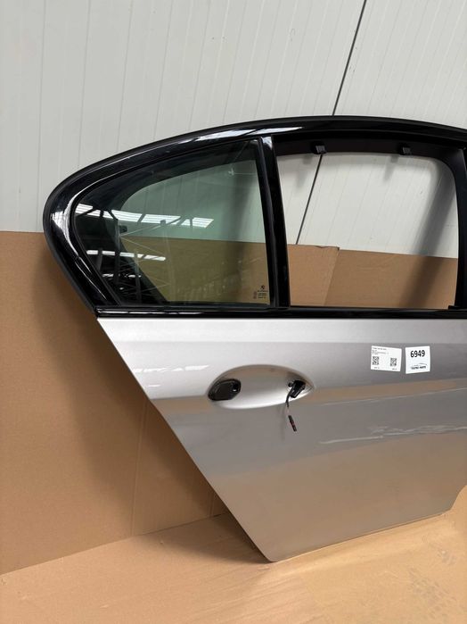 Задна Дясна Врата За БМВ Ф90 Г30 7408964 BMW F90 G30