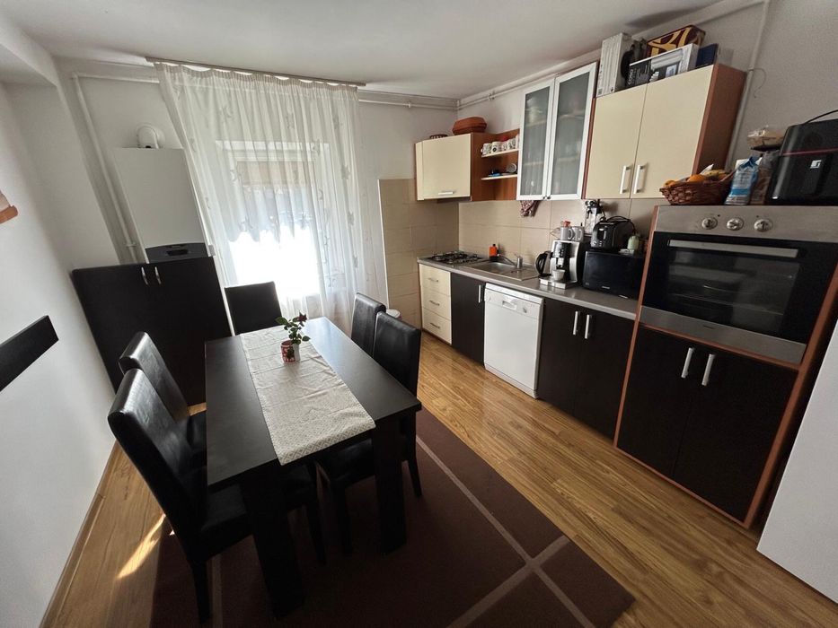 Apartament 3 camere