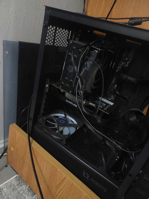 PC i5 10400F, 16gb ram RX 560, 2TB