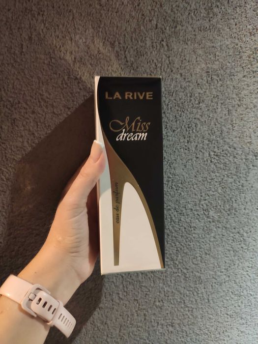 Дамски и мъжки парфюми LA RIVE