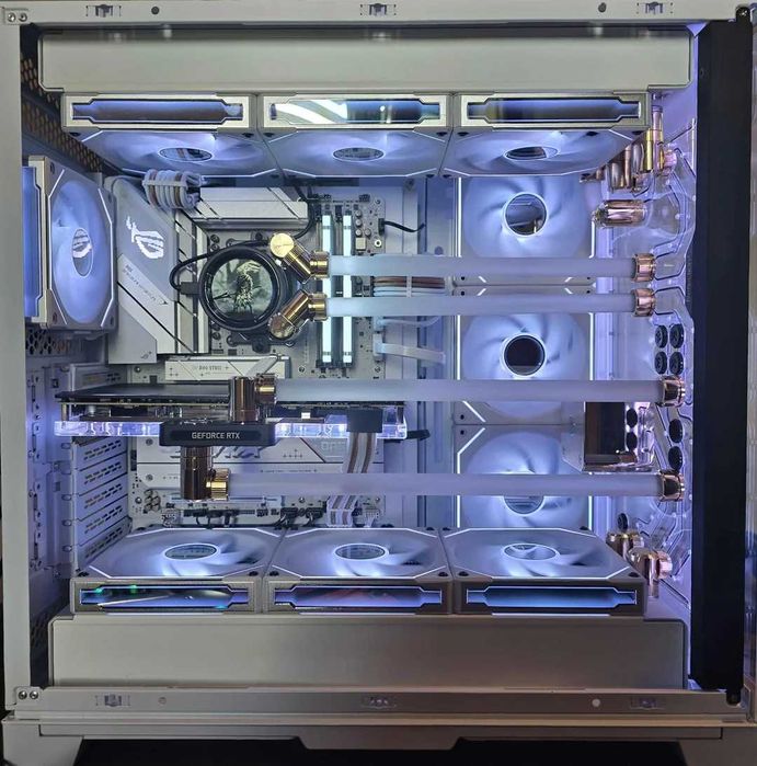 Servicii montare componente si instalare OS pentru computere in Iasi.