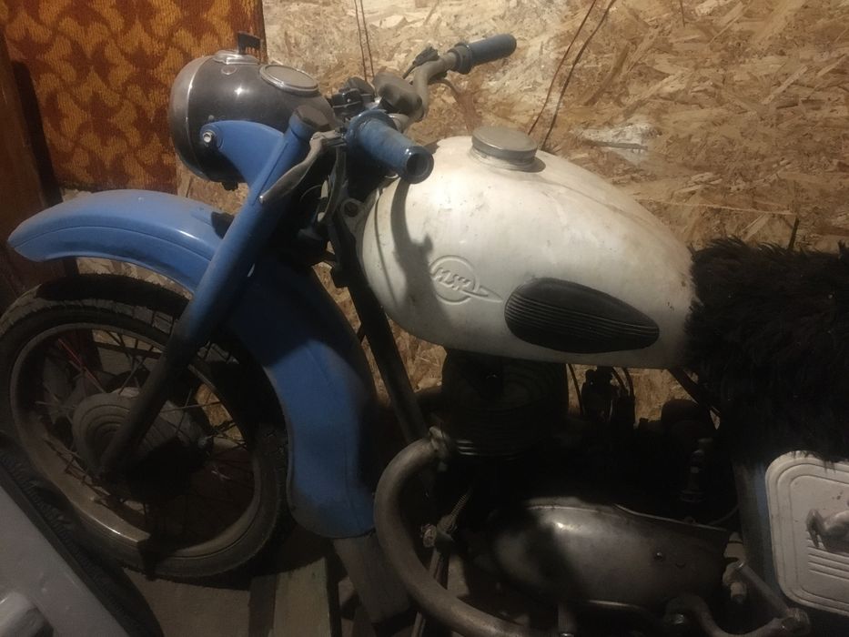 Мотоцикл иж планета 1968 г в