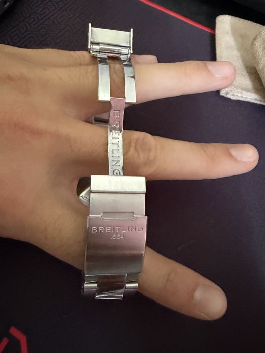 Breitling Avenger 43 - 2 години гаранция.