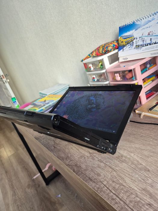 Ноутбук Lenovo think pad
