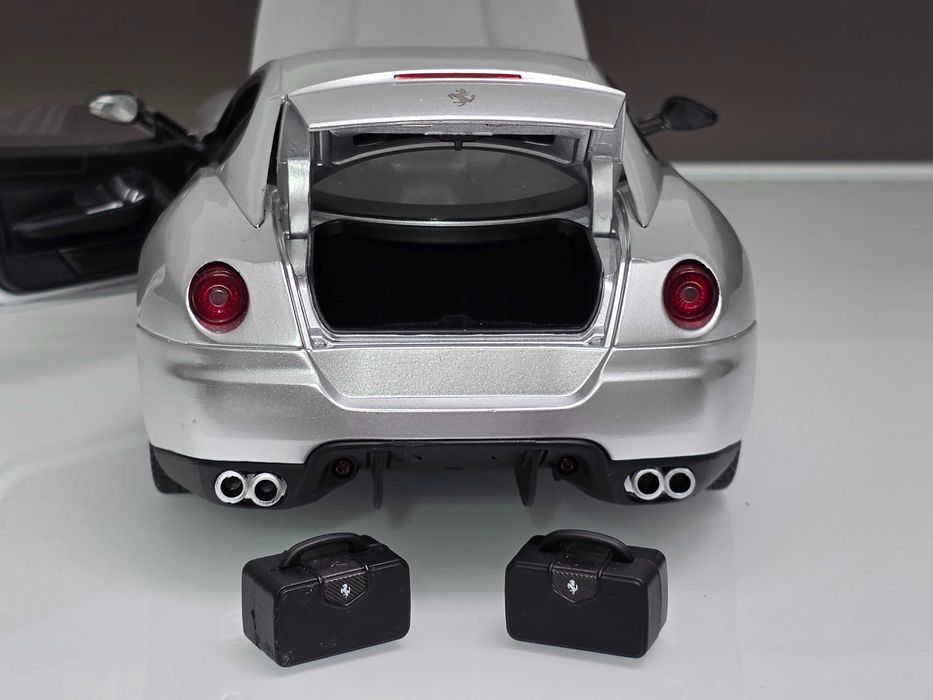 Macheta Auto Colectie 1/18 Hotwheels Elite Ferrari 599 GTB Fiorano Editie Limitata