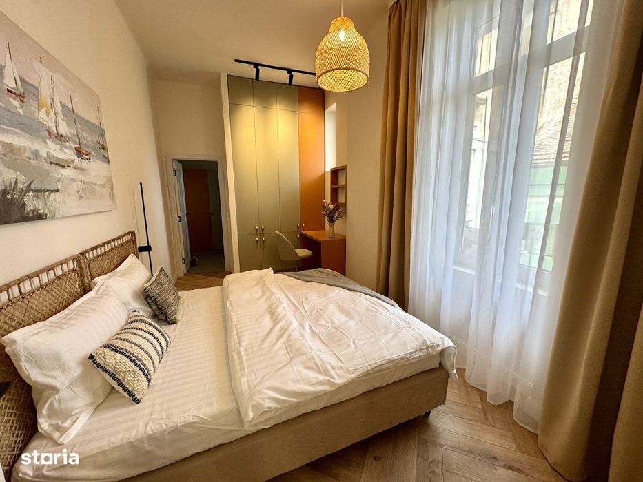 Inchiriez apartament 3 camere, nou amenajat, ultracentral