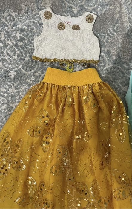 Костюмы для девочек на утренник НГ