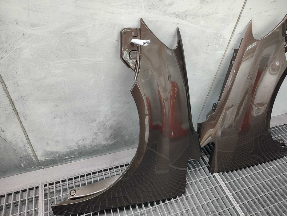 Aripa Fata Dreapta & Stanga VW Touran 2007-2011 (LH8Z (Maro))