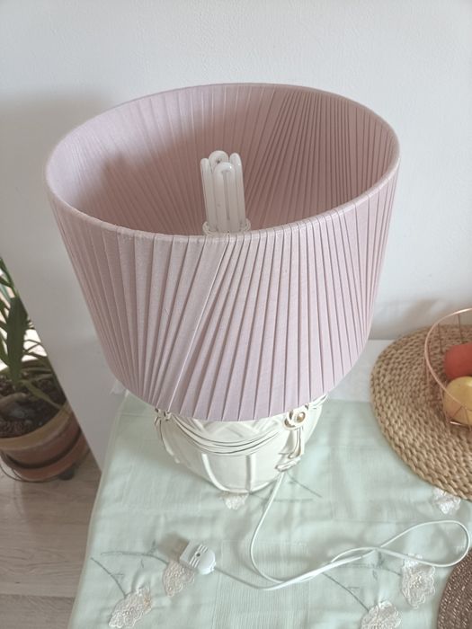 Veioza masivă frumoasă