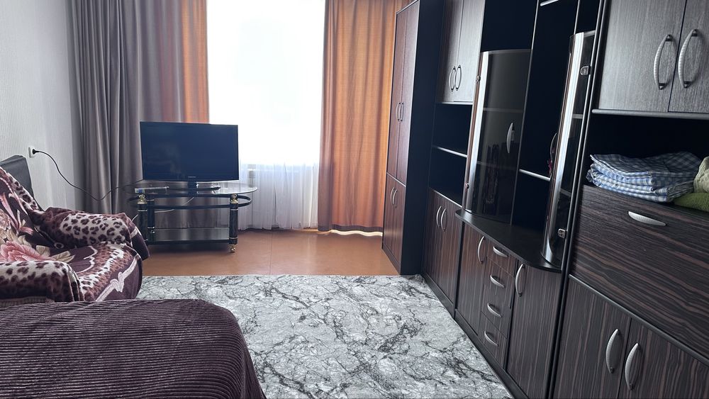 Сдам 1-ю квартиру посуточно