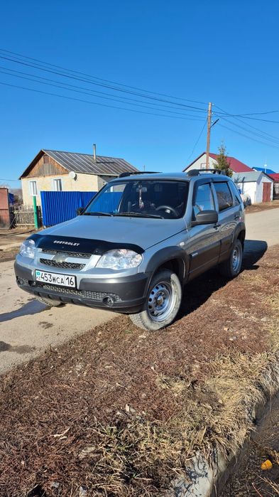 Продам машину Нива Шевроле