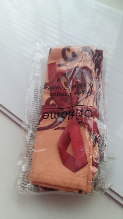 Салфетки и полотенце