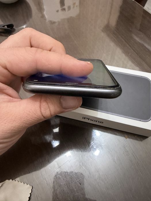 Продам iphone11 128gb