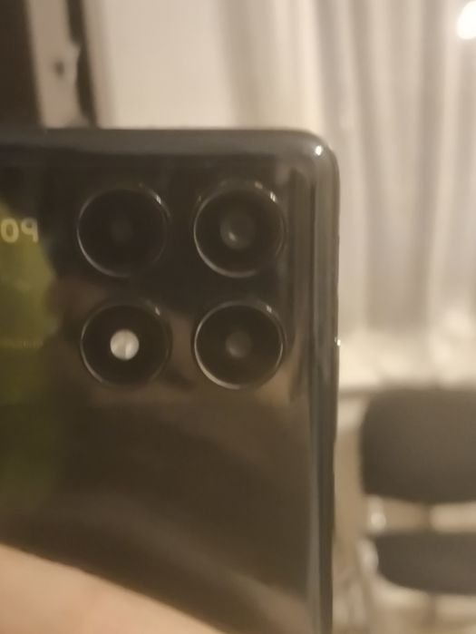 Продам poco x6 pro 5g 18/512