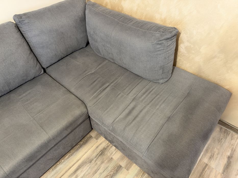 Разтегателен диван с ракла