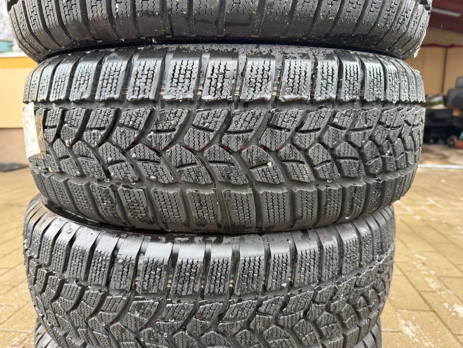 Anvelope 205 60 16 firestone iarna