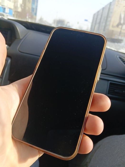 Продам IPhone 13/128