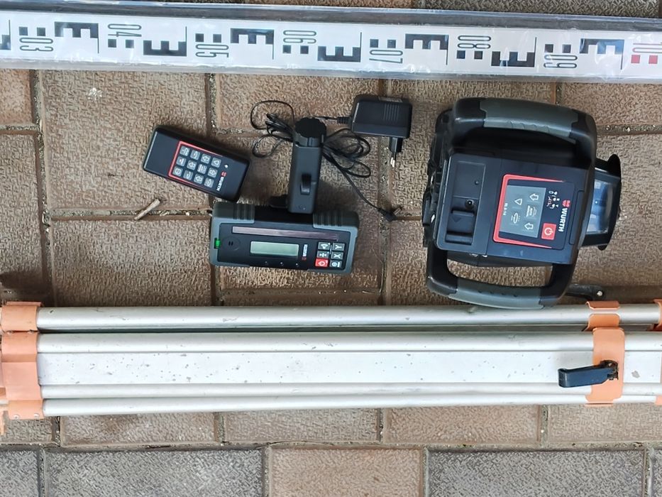 Laser de exterior cu dubla panta  WURT RL 5-14 că și nou