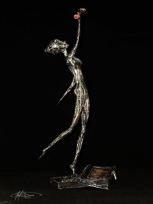 Sculptura otel -Andrei Ghita .Cadou deosebit