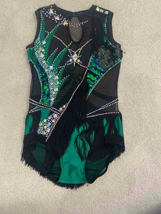 Трико за художествена гимнастика