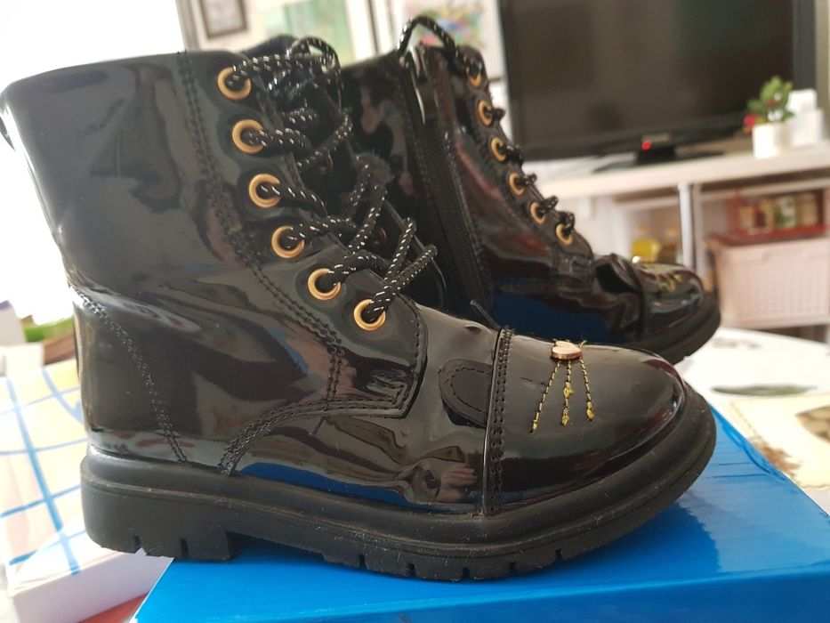 Осенние ботинки для девочки.