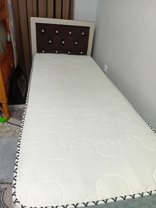 Кровать сотилади холати енгидек