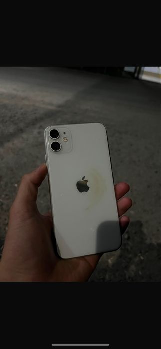 Айфон.           11