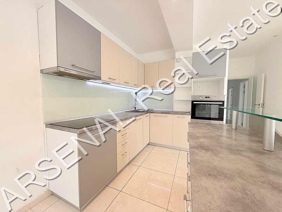 Четиристаен апартамент под наем, Малинова долина