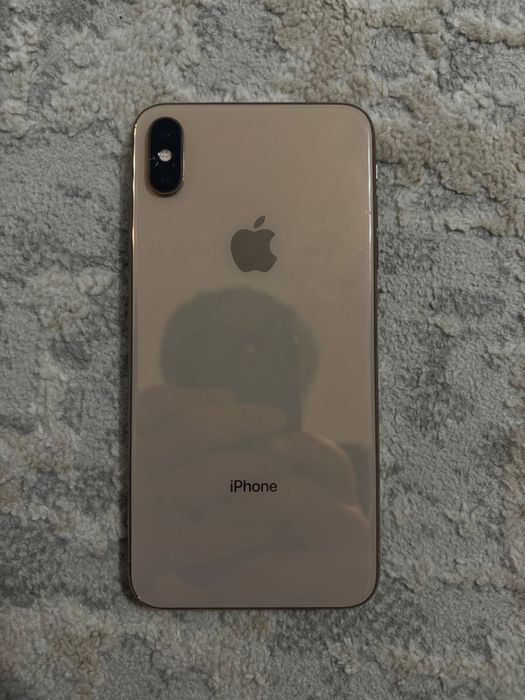 Iphone xs max bar